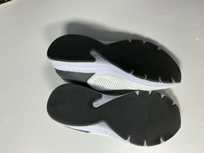 Drakes pride shoes size 6